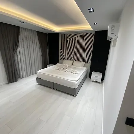 Akin Family Villas